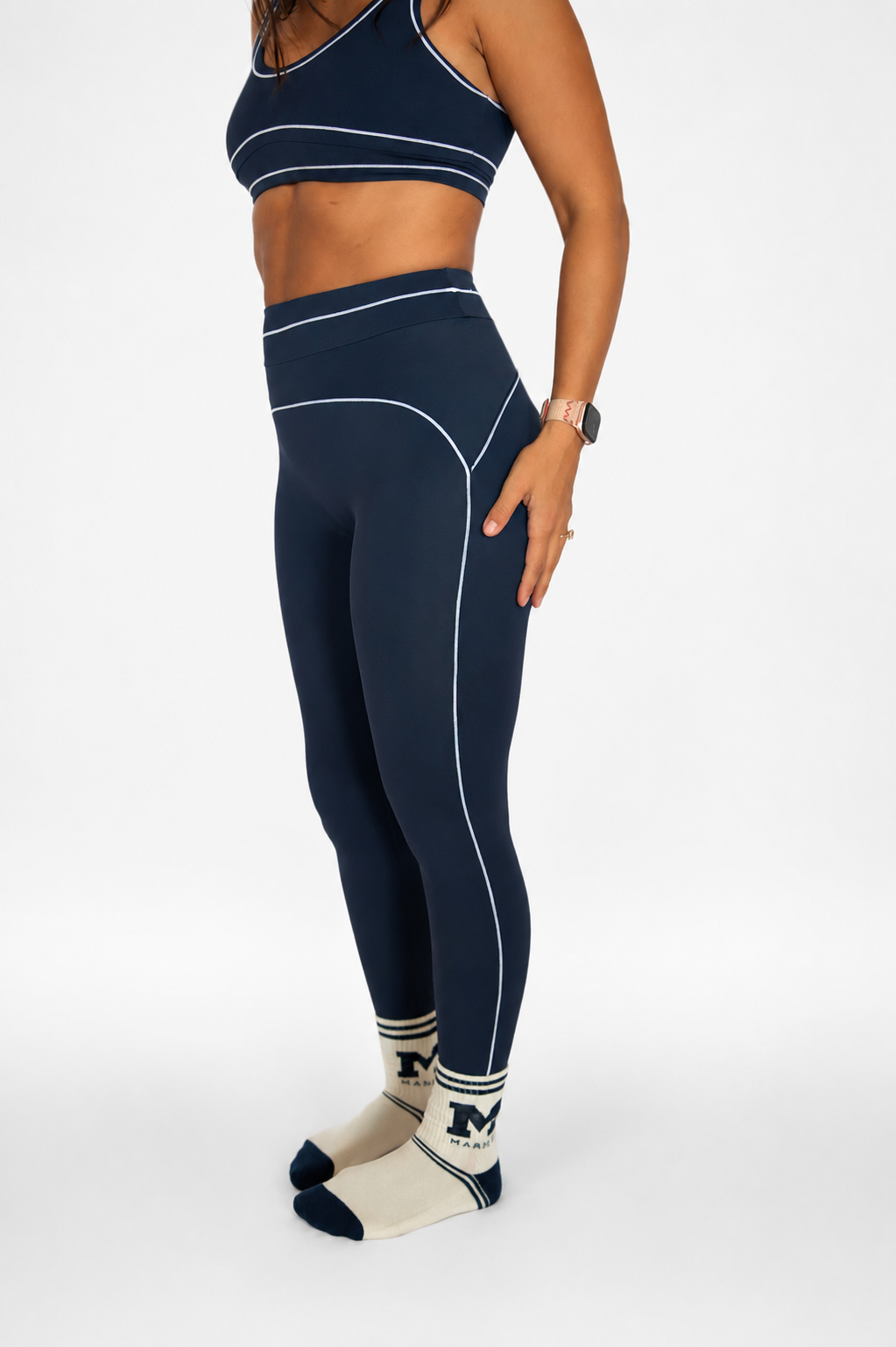 Final Midway 2026 | Wasatch Legging | mamele legging 3.png